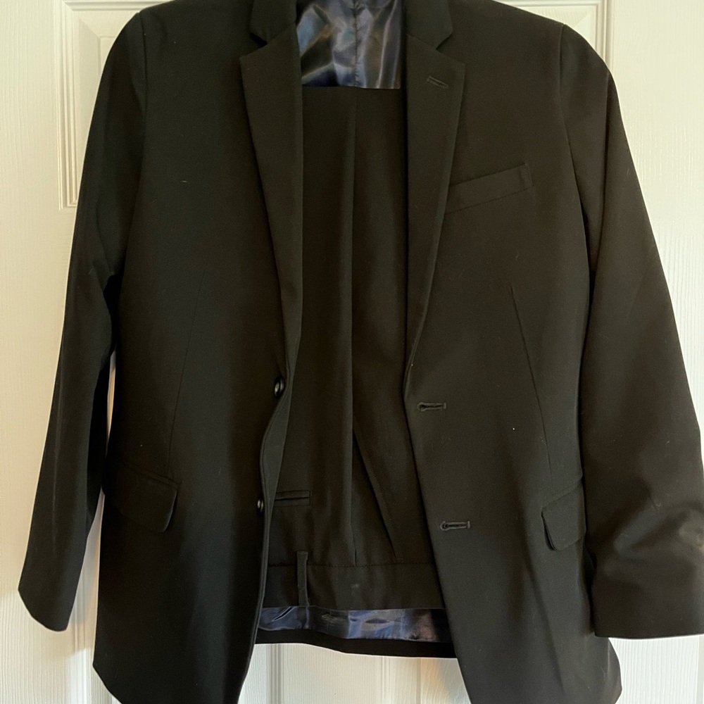 Izod Black Blazer Classic Tailored Design - Picture 1 of 4